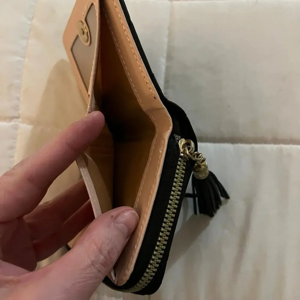 Wallet nwot small black and
